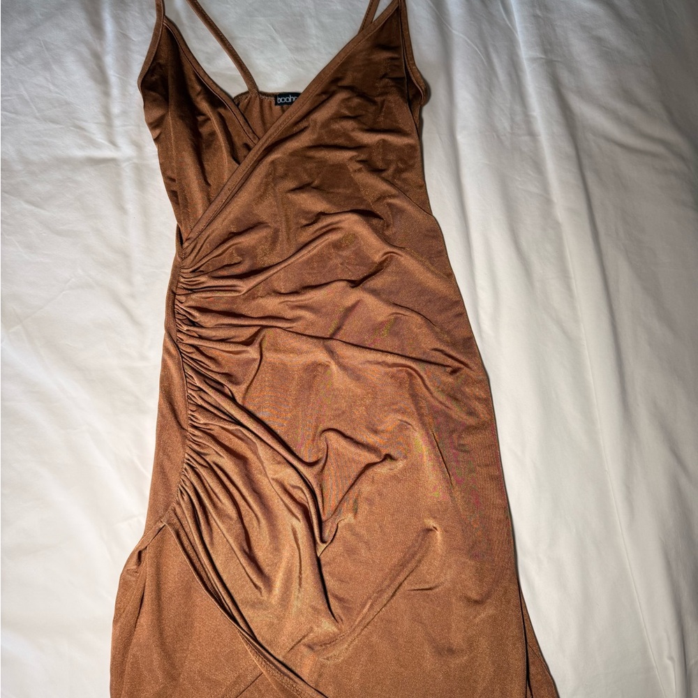 Boohoo Bronze Ruched Women's Dress US 4